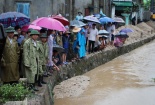 Quảng Ninh: Vợ sụt cống mất tích trên đường đi bán thịt cùng chồng