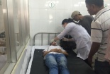 Tp. HCM: Nghi ghen tuông, 2 thiếu nữ bất ngờ bị tạt axit giữa đường 