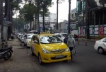Taxi Vinasun vẫn lập bến trái phép, CSGT TP.HCM tiếp tục làm ngơ