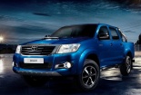 Xe bán tải gia đình Toyota Hilux và Chevrolet Colorado so tài cao thấp