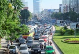 Đường Nguyễn Chí Thanh - Trần Duy Hưng kẹt cứng vì ngập trong bùn