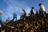 Lở đất kinh hoàng ở Myanmar: Ít nhất 90 người chết thảm vì hy vọng đổi đời
