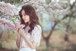 Midu khoe vẻ đẹp trong veo bên hoa anh đào sau biến cố tình cảm 