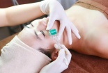 Hoại tử da mặt, lây bệnh truyền nhiễm… vì làm đẹp kiểu lăn kim