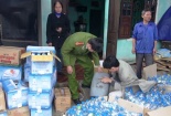 Cảnh sát đột kích lò sản xuất dấm gạo bằng nước lã và a xít
