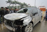 Ô tô tự nhiên bốc cháy, nghi ngờ do xăng nhưng khó bắt đền