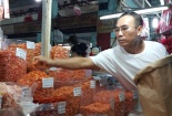 Tôm khô nhuộm phẩm màu: Coi chừng độc!