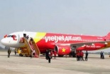 Hàng trăm hành khách 'vật vờ', bức xúc vì ba chuyến bay VietJet Air bị hoãn