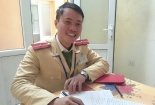 Hai vợ chồng khóc nức nở vì... sự kịp thời của CSGT