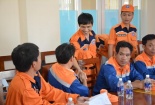 Tàu chìm, 10 thuyền viên ngồi 3 tiếng trên thúng trai chờ cứu hộ