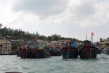 Tìm kiếm 5 ngư dân lênh đênh ngoài khơi Hoàng Sa vì tàu cá bị đâm chìm