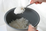 Nguy cơ mắc ung thư từ thói quen ăn cơm nguội