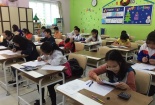 Học sinh lớp 4 'thử sức' làm Toán và Khoa học bằng tiếng Anh