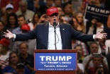 Xung đột nổ ra giữa người ủng hộ và phản đối tỷ phú Donald Trump 