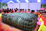Chiếc bánh chưng 'khổng lồ' dâng cúng Vua Hùng năm nay nặng bao nhiêu tấn?