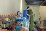 Tin tức thị trường trong ngày 18/4: Thu giữ 18.000 lít giấm ăn 'dỏm' sản xuất từ axit