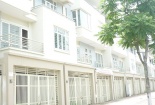 Hà Nội: Nhà đất tăng giá, nhiều dự án 'té nước theo mưa'