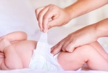 Lĩnh 2 năm tù vì đeo bỉm cho con quá lâu