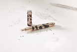 Bút Montblanc giá 30 tỉ đồng