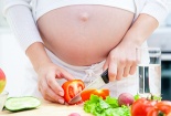 Bà bầu nên ăn gì trong 3 tháng đầu thai kì?