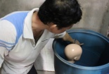 Rùng mình người chồng ‘máu lạnh’, giết vợ rồi dìm vào thùng nước tới chết