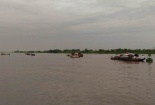 Va chạm tàu trên sông Hồng, ít nhất 3 người trong một gia đình tử nạn
