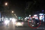 Cướp áp sát, giật túi xách 2 cô gái đi xe máy ở Hà Nội
