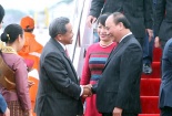 Thủ tướng bắt đầu chuyến tham dự Hội nghị Cấp cao ASEAN tại Lào