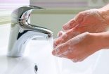 Mỹ cấm bán 2.000 sản phẩm nước tẩy rửa tay diệt khuẩn