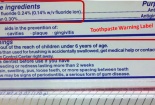Kem đánh răng chứa chất triclosan nguy hiểm thế nào?