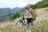 Ngưỡng mộ cụ ông người Nhật Bản yêu Hà Giang, mê văn hóa Lô Lô