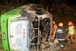 'Kinh hoàng bạt vía' tai nạn xe bus, 14 người chết thảm trong ngày Noel