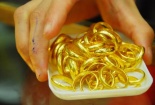 Giá vàng hôm nay 25/12: Thị trường trầm lắng trong dịp lễ Giáng sinh