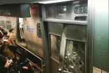 New York: Tàu hỏa trật bánh, gần 80 người bị thương