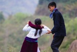 'Bắt vợ' sẽ vi phạm pháp luật khi nào?