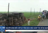 Hà Tĩnh: Lật xe tải chở 20 tấn dưa, dân tập trung thu gom giúp tài xế