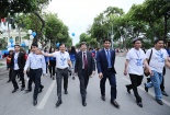 'Đi bộ bằng đầu' kỷ niệm Ngày sở hữu trí tuệ thế giới