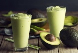 Cách làm sinh tố bơ mãng cầu giải nhiệt ngày hè nóng bức