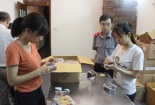Buộc cơ sở sản xuất thực phẩm dán lại nhãn hàng hóa theo quy định ATTP