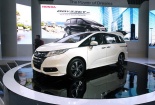Doanh số bán thấp, Honda Odyssey giảm giá kỷ lục lên tới 200 triệu đồng