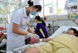 Bệnh viện quá tải vì sốt xuất huyết bùng phát
