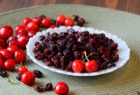 Hạt quả Cherry độc đến mức nào khiến một người trưởng thành suýt tử vong?
