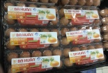 TP. HCM: Dán tem truy xuất nguồn gốc trứng, thịt gia cầm