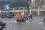 Tin bão số 10: Học sinh miền Trung nghỉ học tránh cơn bão mạnh nhất 10 năm qua