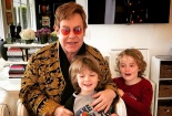 Nguyên tắc dạy con của Elton John khiến cả thế giới phải ngưỡng mộ