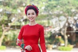 Jennifer Phạm đẹp rạng rỡ khi làm MC trong tiệc chiêu đãi APEC