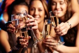 Phụ nữ có thể sẽ tê liệt não nếu cố làm điều này giống đàn ông