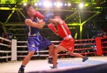 Người Sài Gòn mãn nhãn với sàn đấu boxing lần đầu tiên được tổ chức ngoài trời