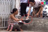 Xôn xao clip cho trẻ uống thuốc an thần, tiêm chích ma túy để xin tiền tại cổng bệnh viện