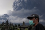 Tin mới nhất về núi lửa hoạt động ở Indonesia và 24 người Việt mắc kẹt tại Bali